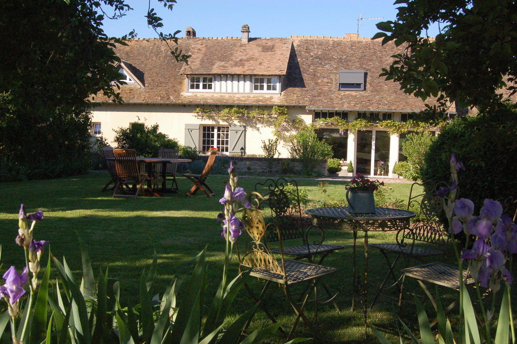 La Chaiserie La Croix-Saint-Leufroy Zewnętrze zdjęcie